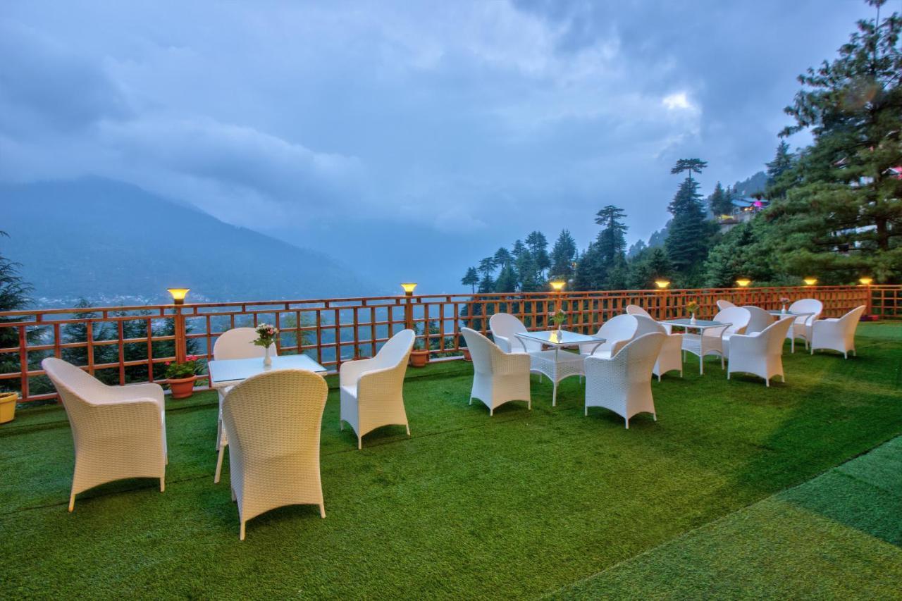 The Holiday Villa Resorts & Spa Manāli Zewnętrze zdjęcie