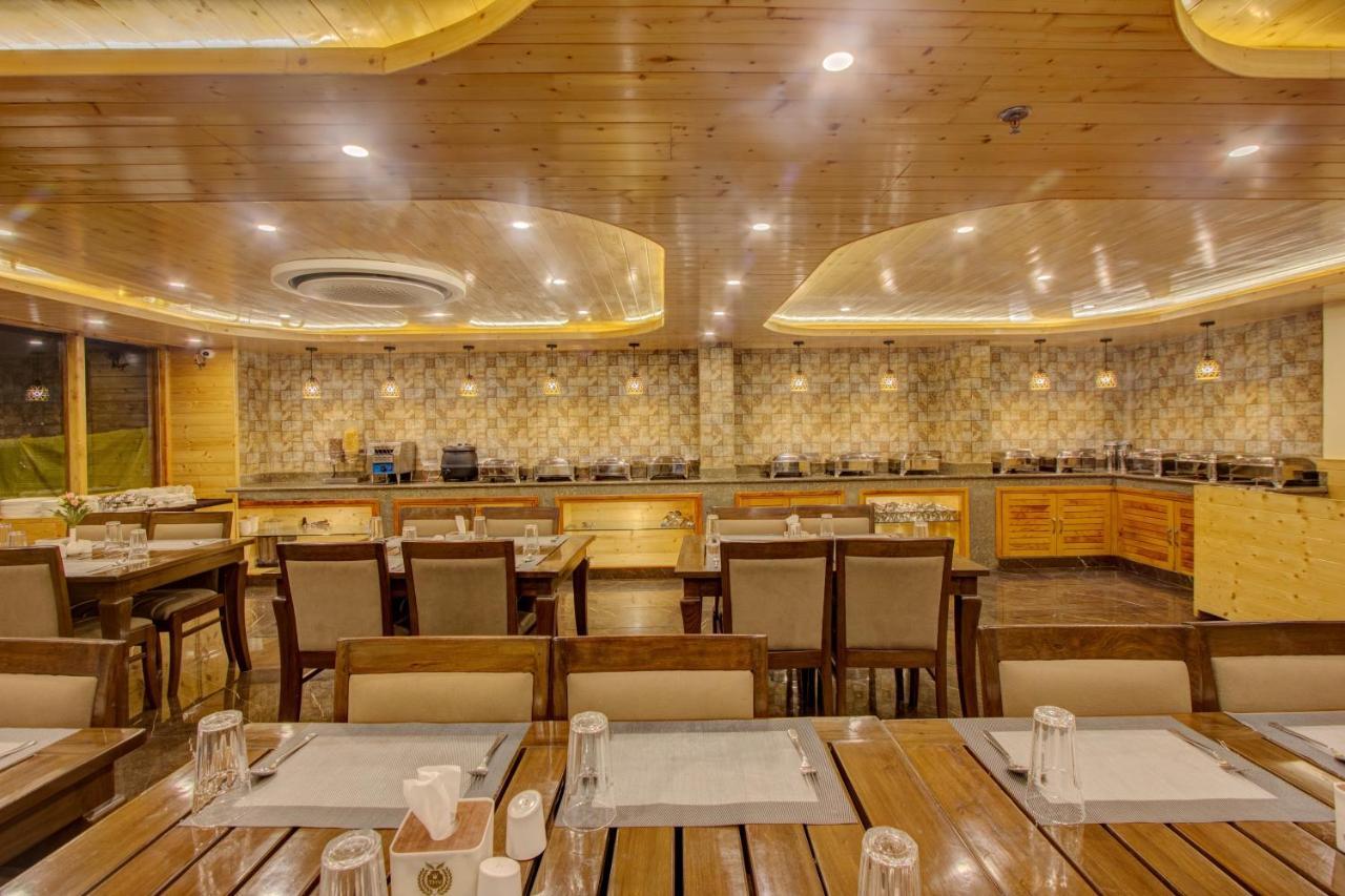 The Holiday Villa Resorts & Spa Manāli Zewnętrze zdjęcie
