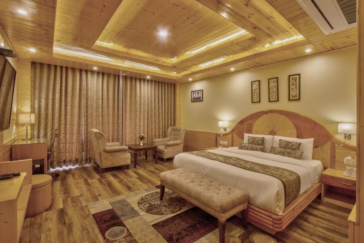 The Holiday Villa Resorts & Spa Manāli Zewnętrze zdjęcie