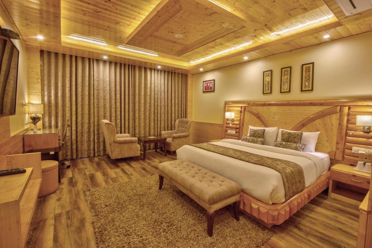 The Holiday Villa Resorts & Spa Manāli Zewnętrze zdjęcie