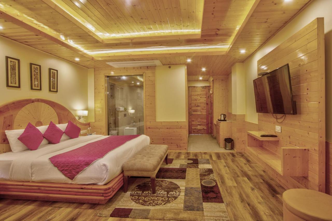 The Holiday Villa Resorts & Spa Manāli Zewnętrze zdjęcie